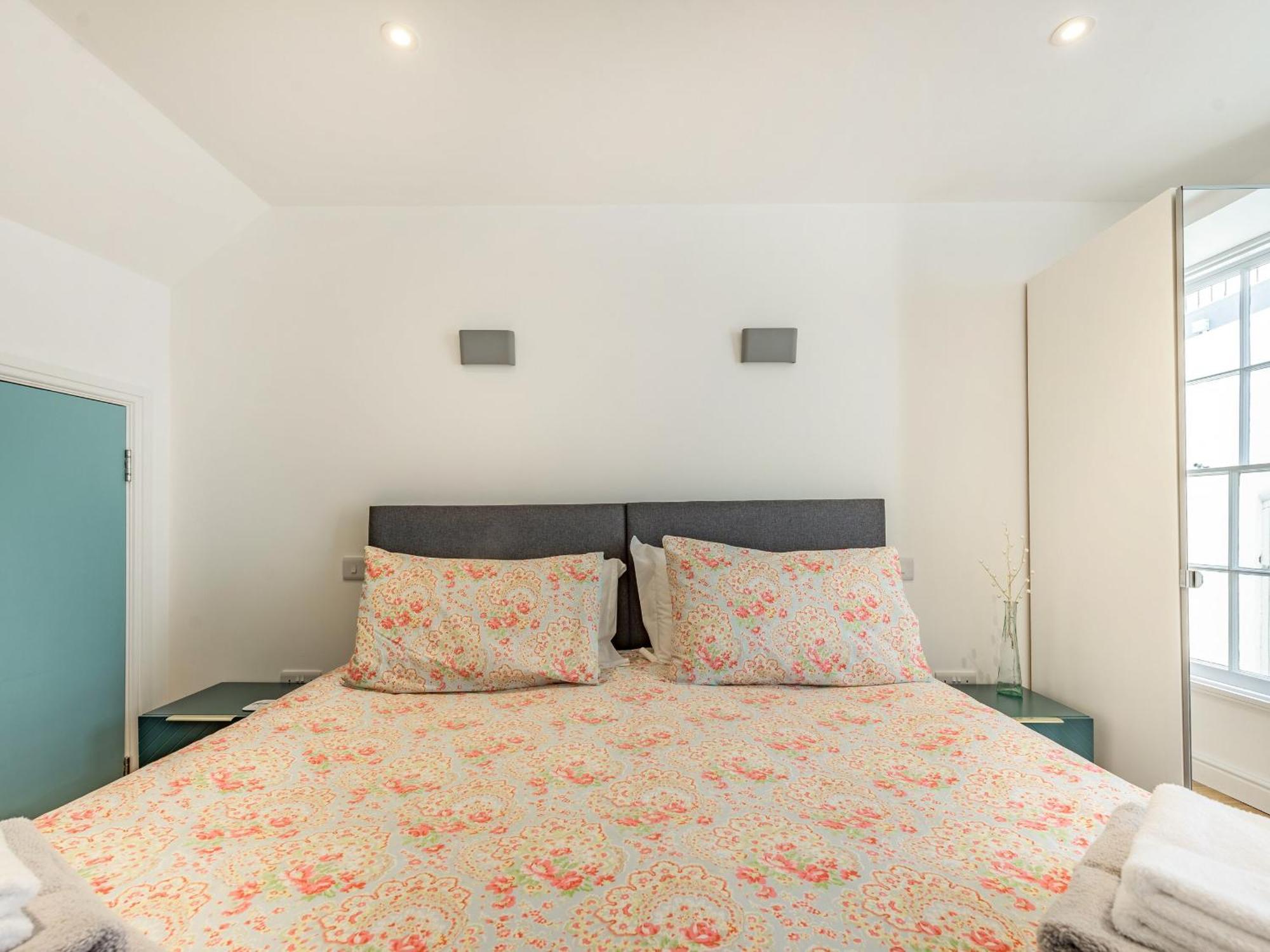 Ocean Waves Villa Tenby Ngoại thất bức ảnh