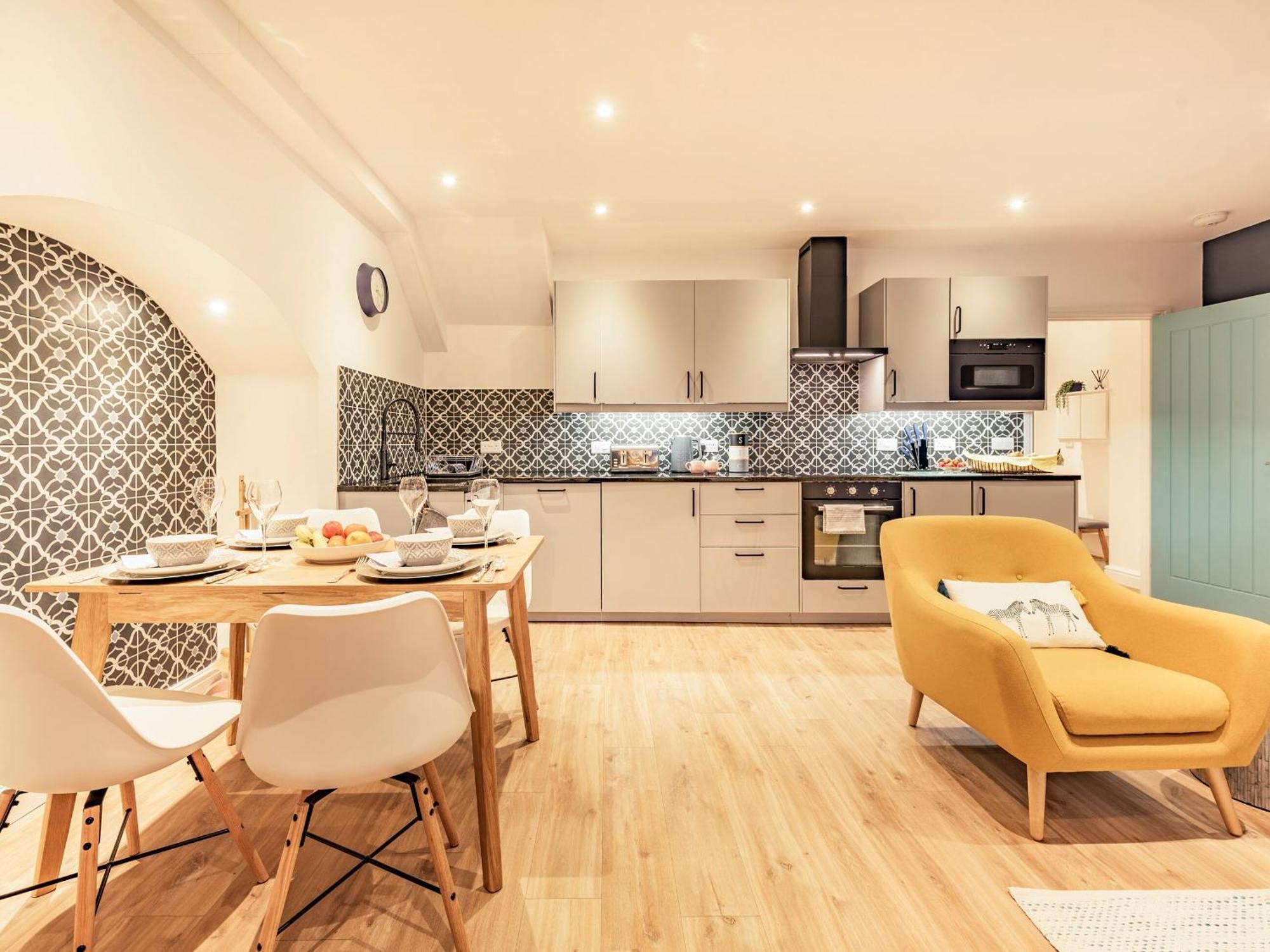 Ocean Waves Villa Tenby Ngoại thất bức ảnh